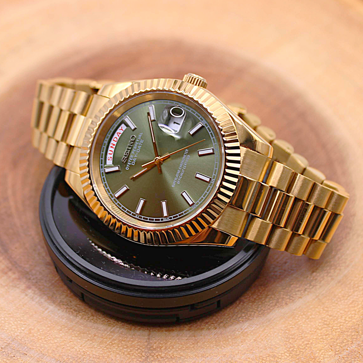 SEIKOJUST DAY-DATE - GOLD - GREEN DIAL