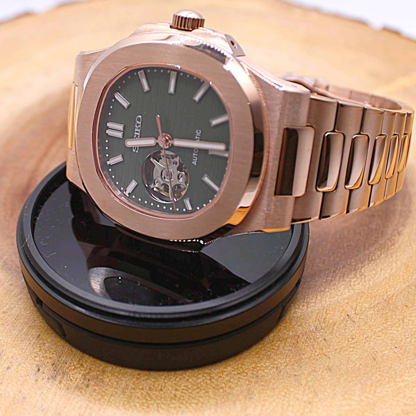 NAUTIKO - ROSE GOLD GREEN OPEN HEART