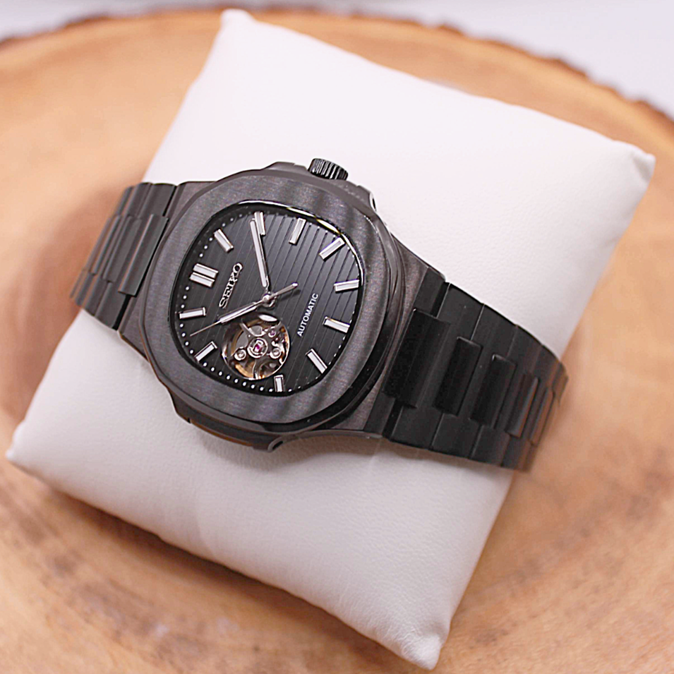 NAUTIKO - BLACK ON BLACK